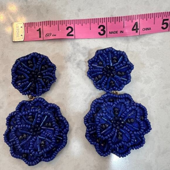 Blue Beaded post earrings - Picture 7 of 8